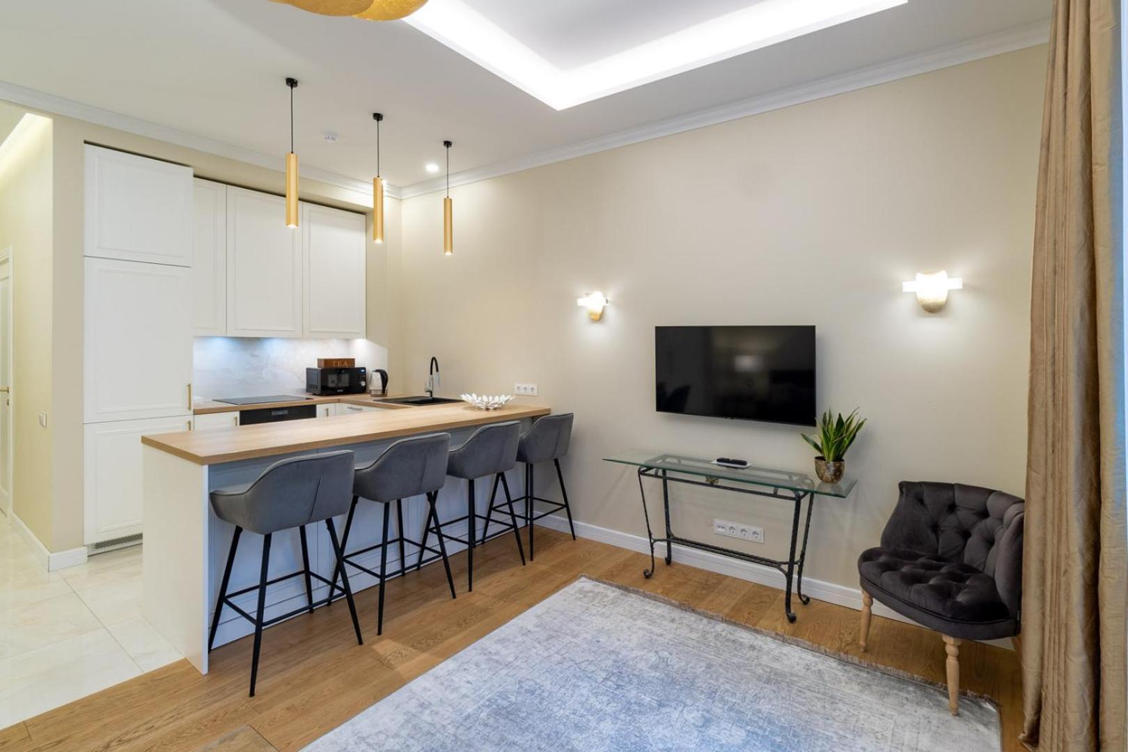 Luxury Central Apartment In Putvinskio Street Kaunas Exterior foto